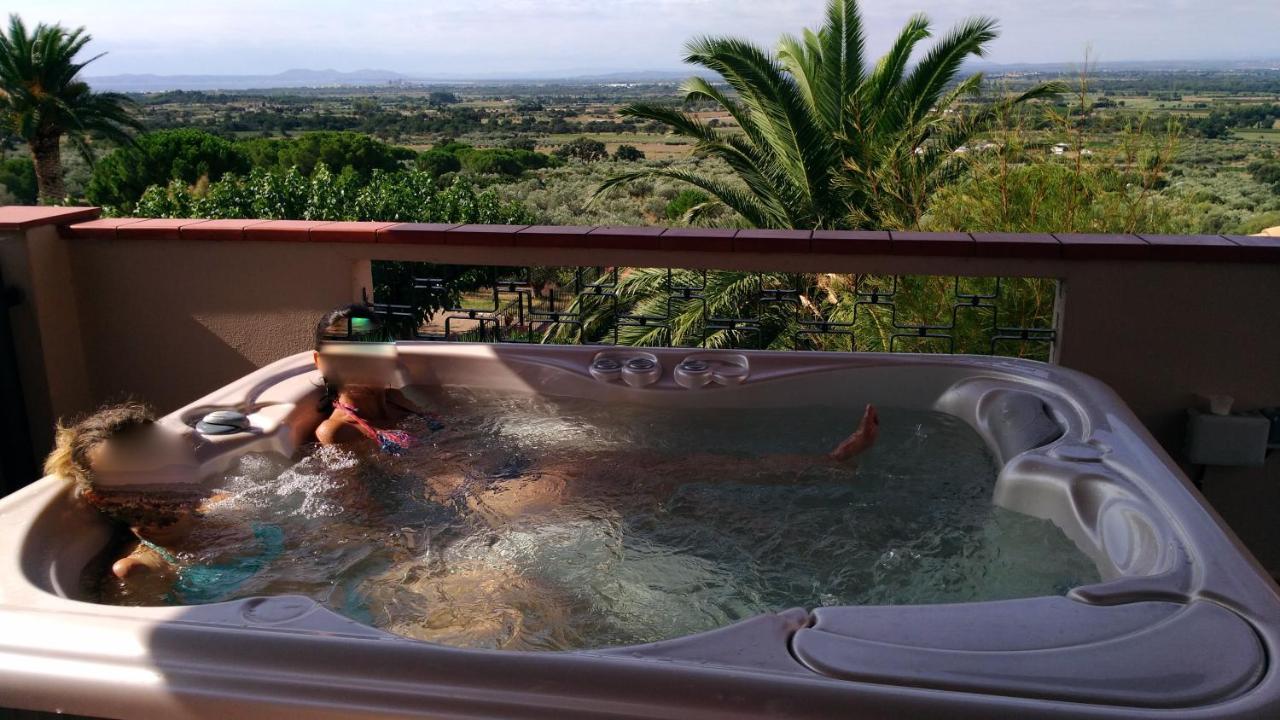 Appartement & Spa - Panoramic Olivars Pau ภายนอก รูปภาพ